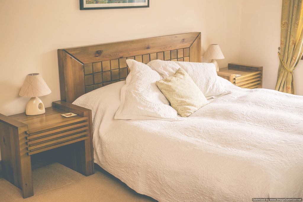 Weycroft Mill House Bed And Breakfast Axminster Zimmer foto
